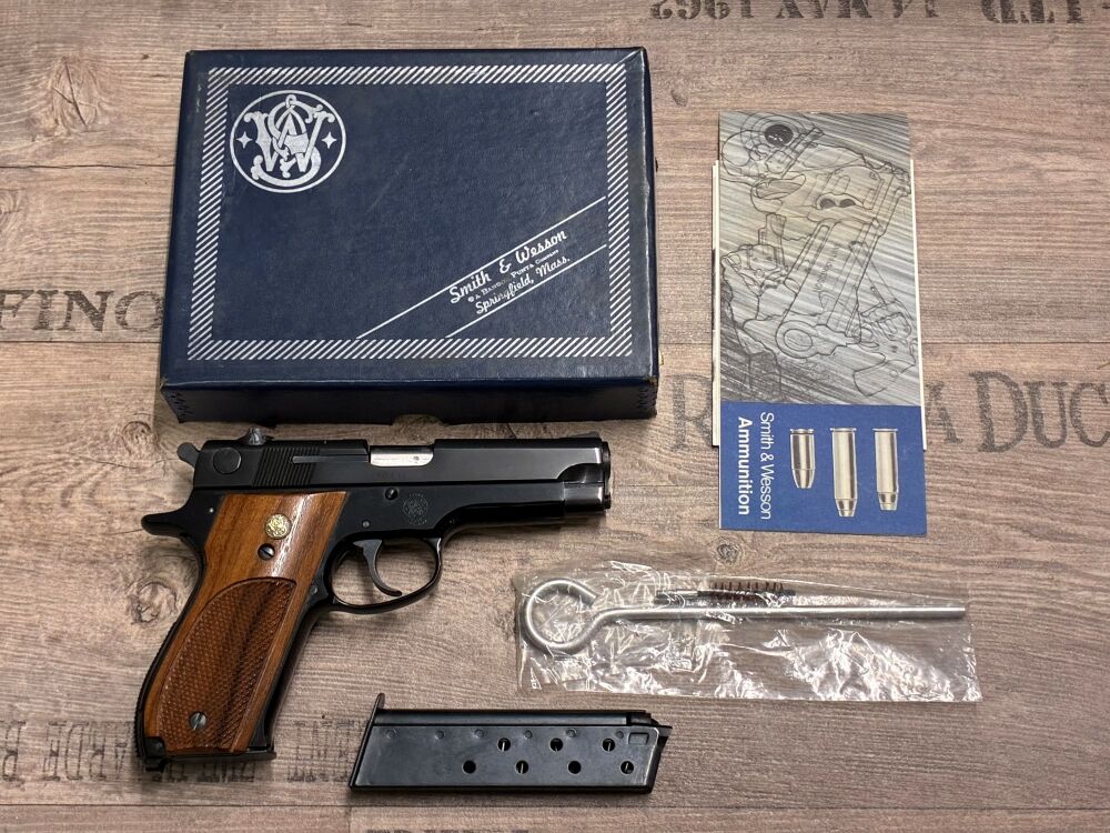 Smith & Wesson Mod. 39-2