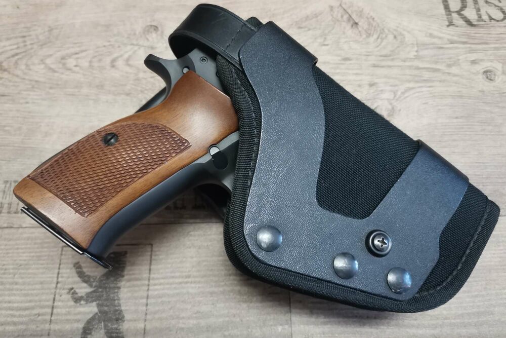 ZBROJOVKA BRNO M75 Combat 9mmLuger