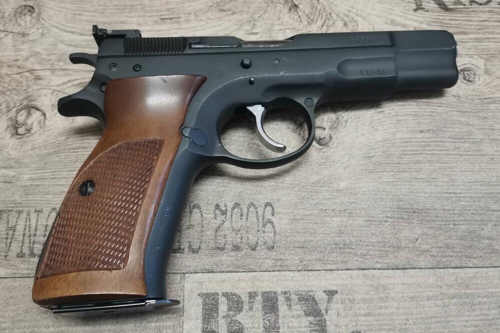 ZBROJOVKA BRNO M75 Combat 9mmLuger