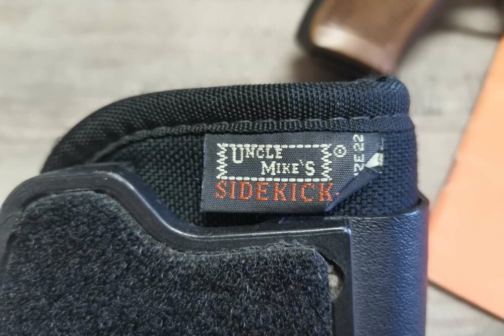 ZBROJOVKA BRNO M75 Combat 9mmLuger